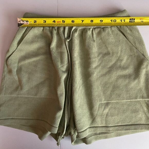 Zesica Sage Green Knit Shorts & Crop Top Set Size XS - Picture 11 of 12